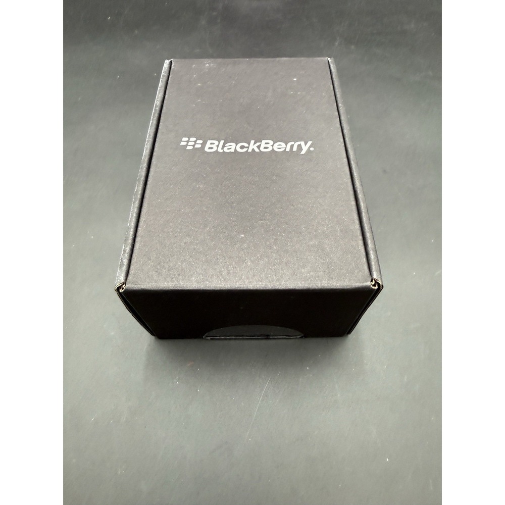 BlackBerry Torch 9850 VERIZON GSM 3G Qwerty Slider Touch Smartphone Brand NEW - Picture 3 of 6